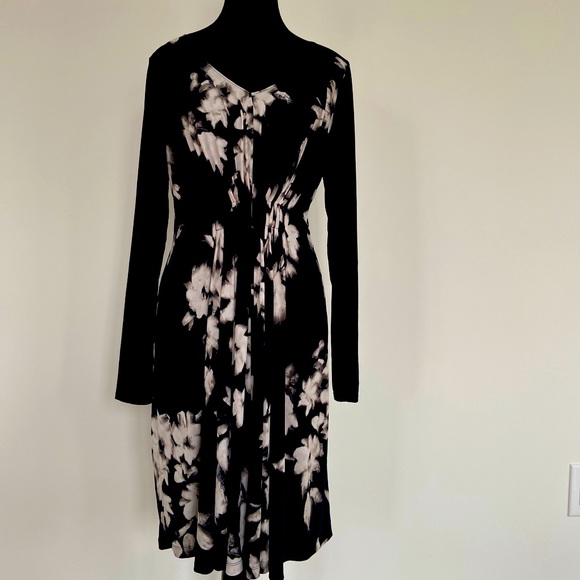 Vera Wang Blue beautiful floral dress - Picture 1 of 4